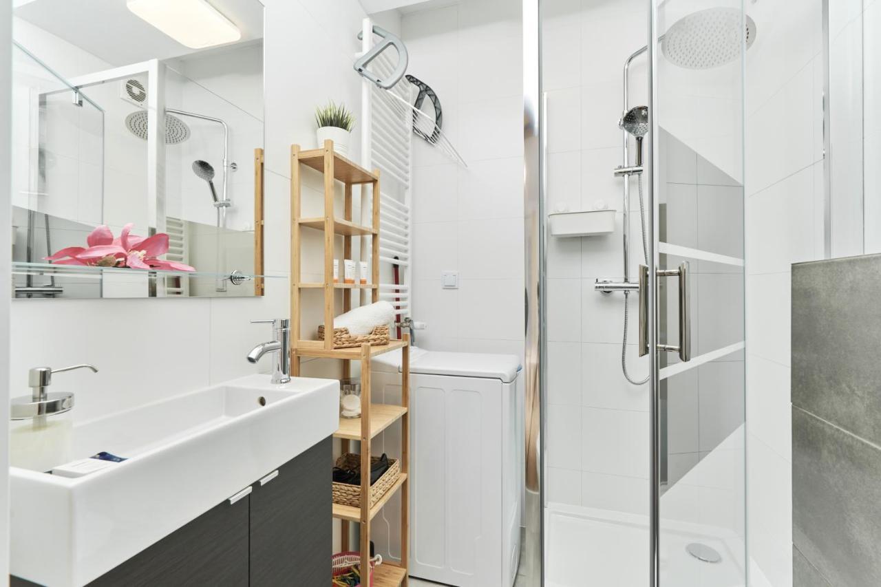 Riverside Apartments Na Grobli By Noclegi Renters Вроцлав Екстериор снимка